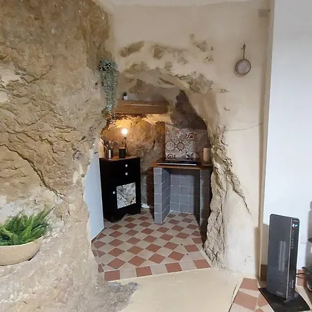 Casa Don Raffaele Διαμέρισμα Agira